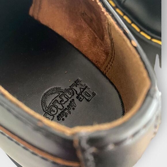 Dr. Martens Leona Lo Black Platform Heeled Oxford Shoes Womens size 8 New - Picture 9 of 12